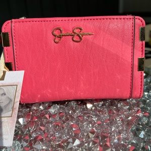 NET JESSICA SIMPSON HOT PINK LEATHER WALLETS